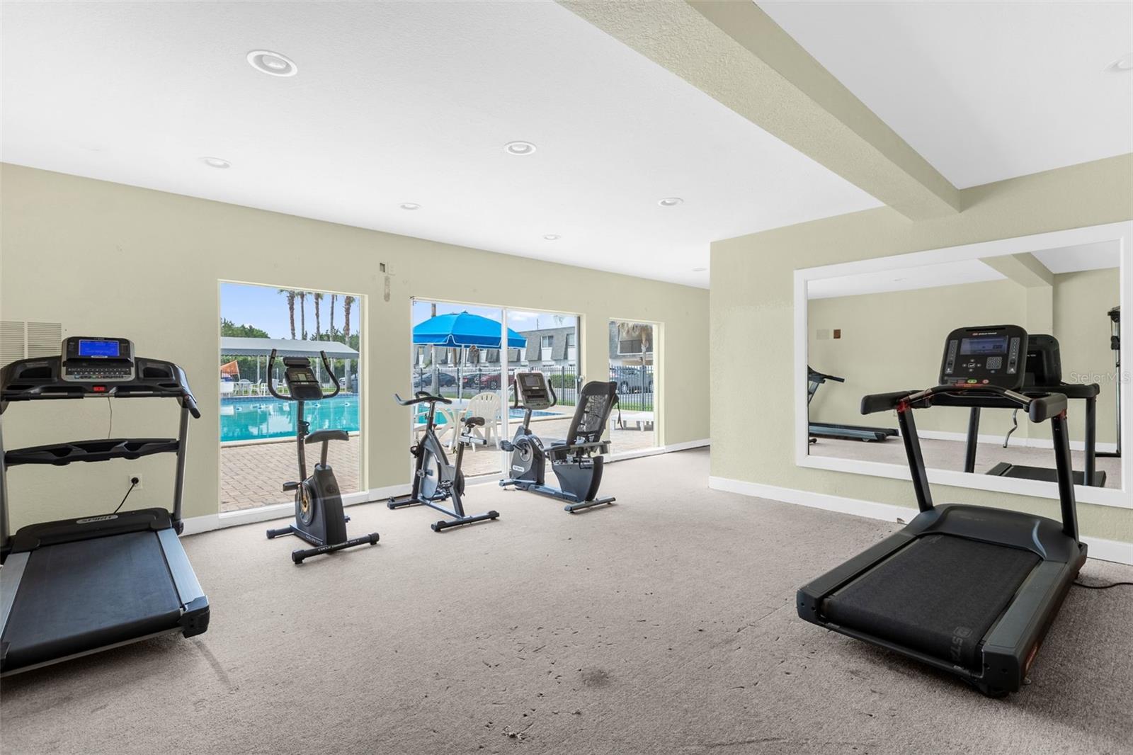 METRO/MICHIGAN PARK CONDO - Residential
