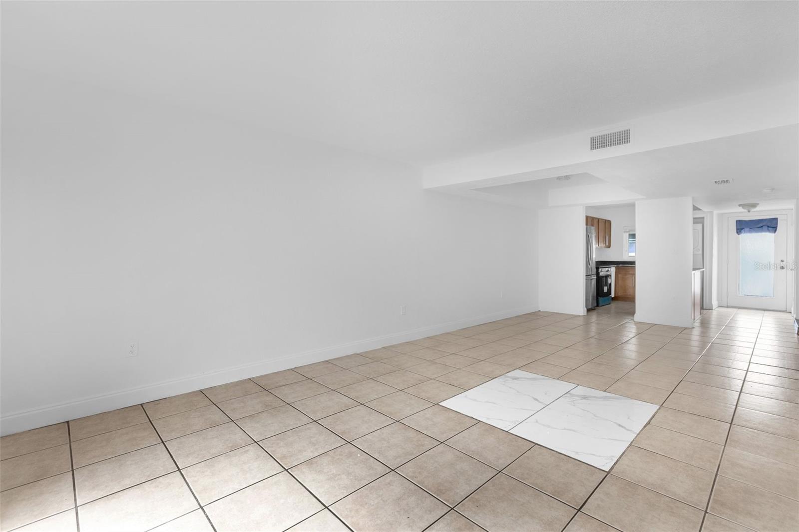 METRO/MICHIGAN PARK CONDO - Residential