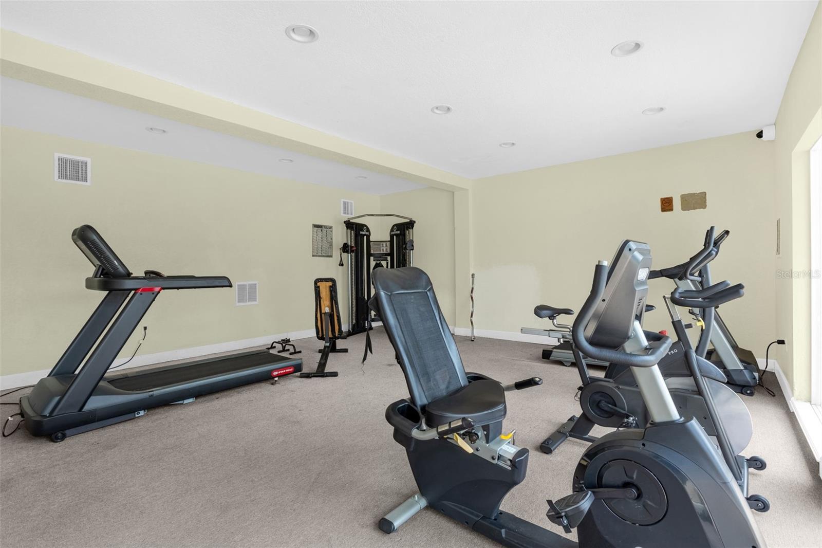 METRO/MICHIGAN PARK CONDO - Residential