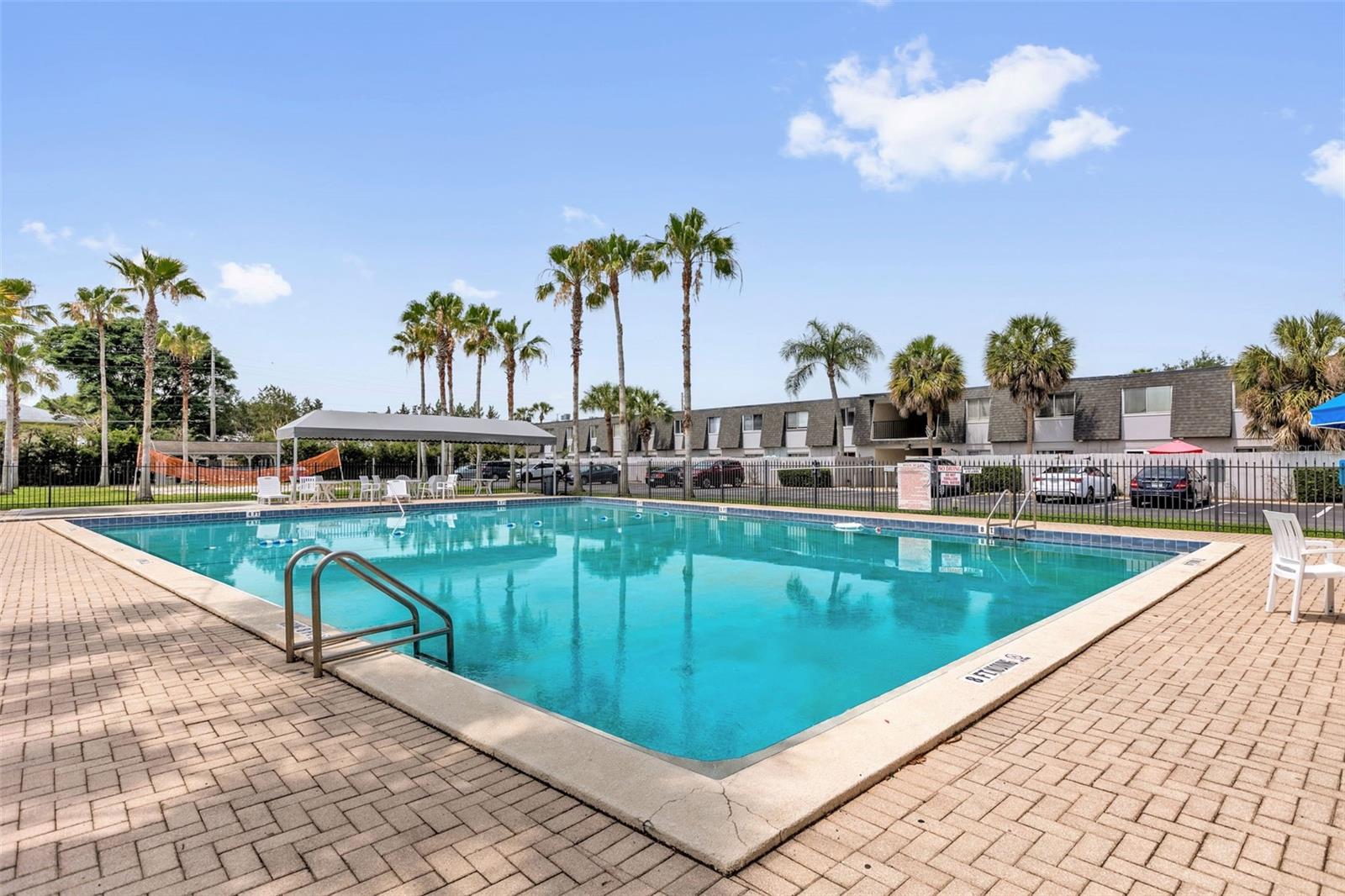 METRO/MICHIGAN PARK CONDO - Residential
