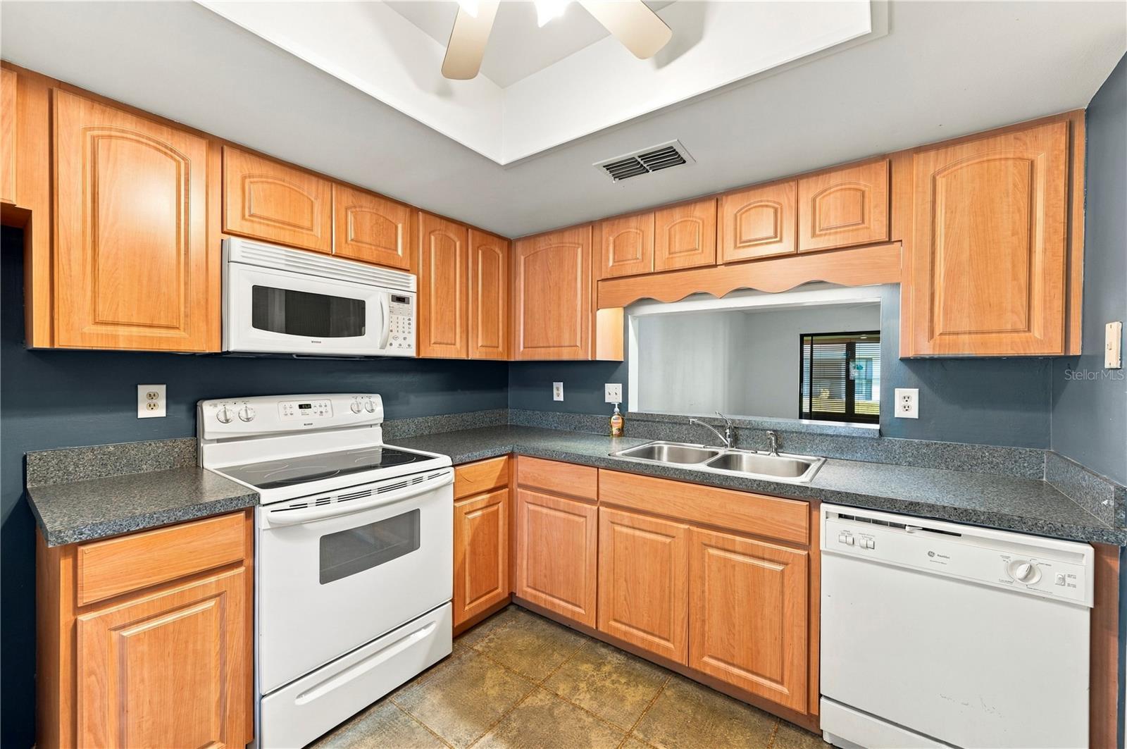 2502 ROYAL PINES CIRCLE 5B