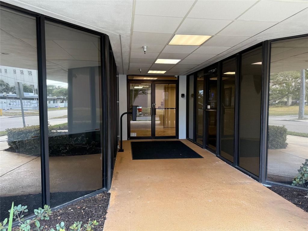 Photo of 100 Wallace Avenue #245, Sarasota, FL 34237 (MLS # A4673785)