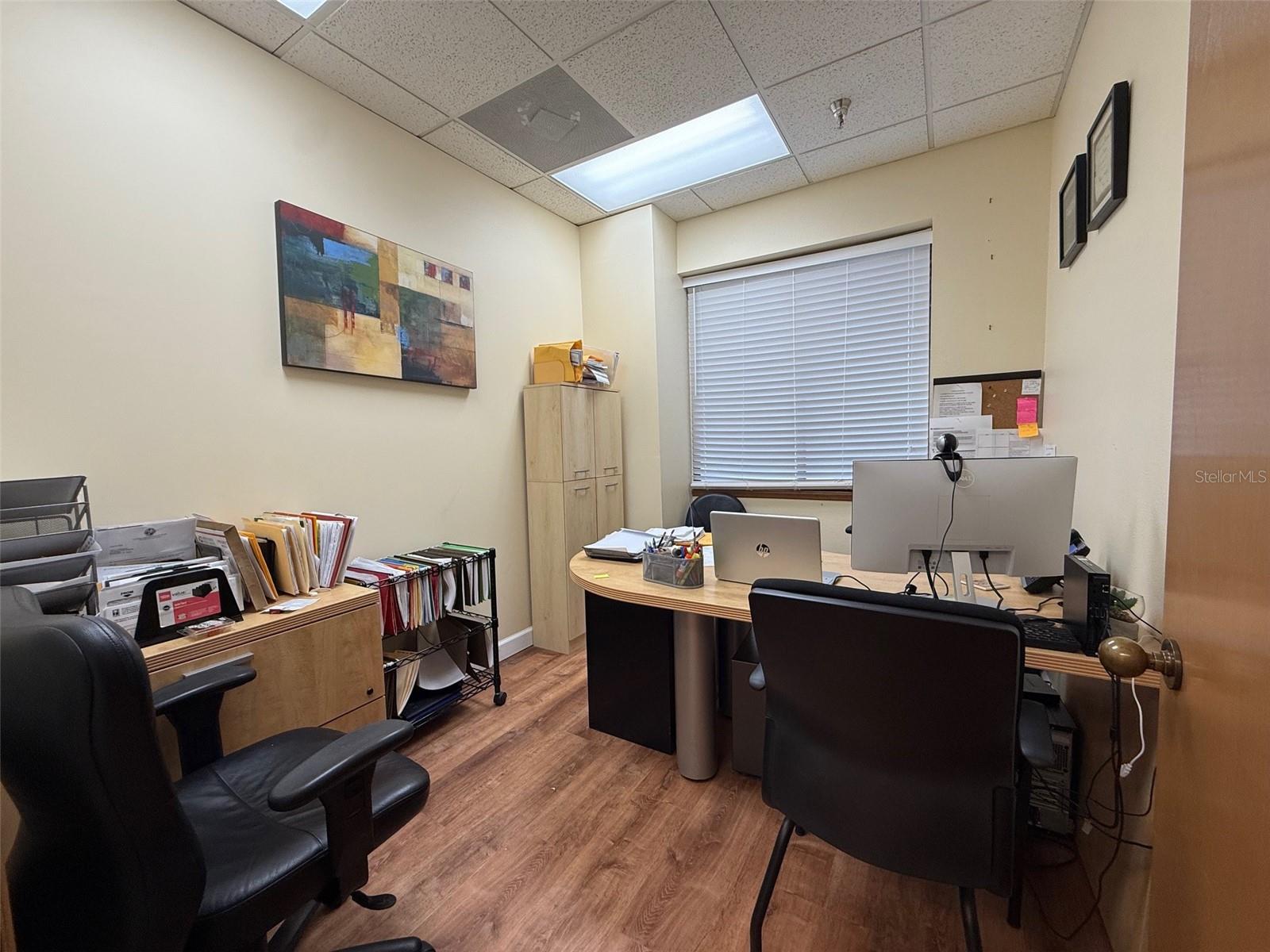 WALLACE AVE - Commercial Lease