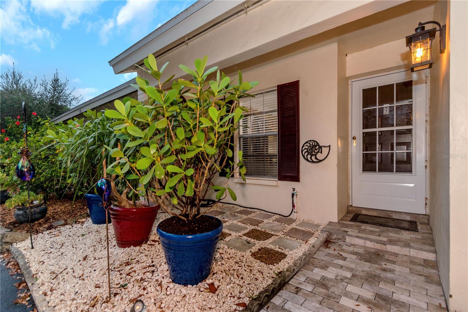 BAY TOWNE - Residential Lease