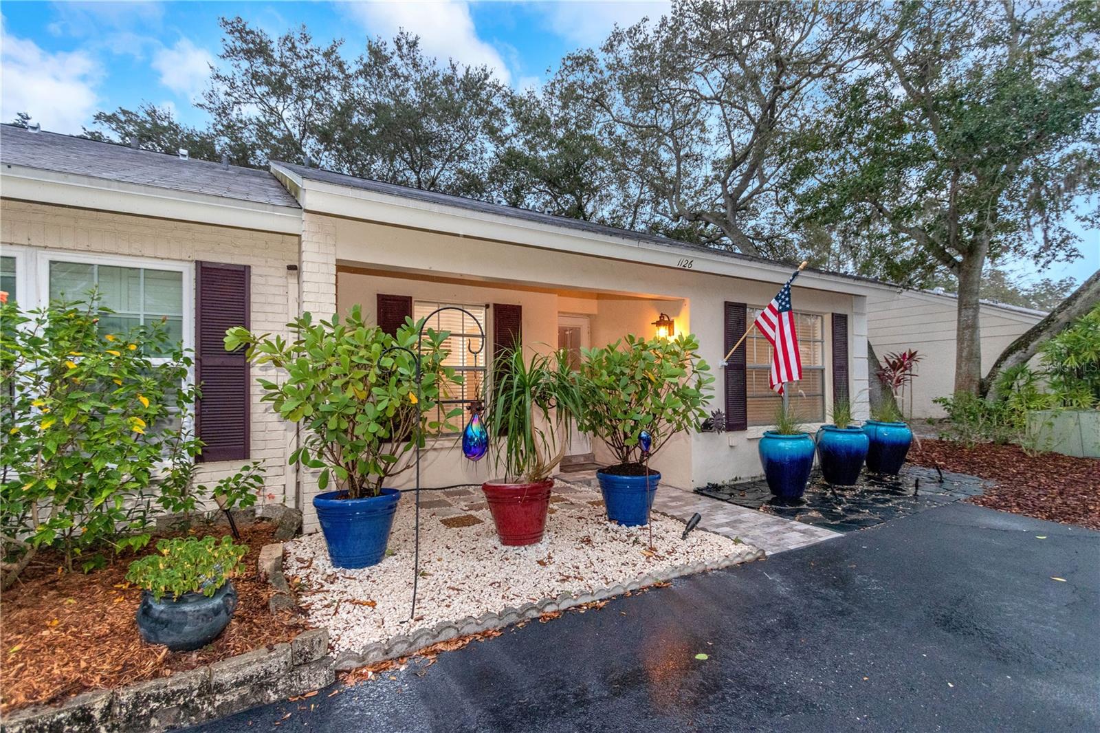 BAY TOWNE - Residential Lease