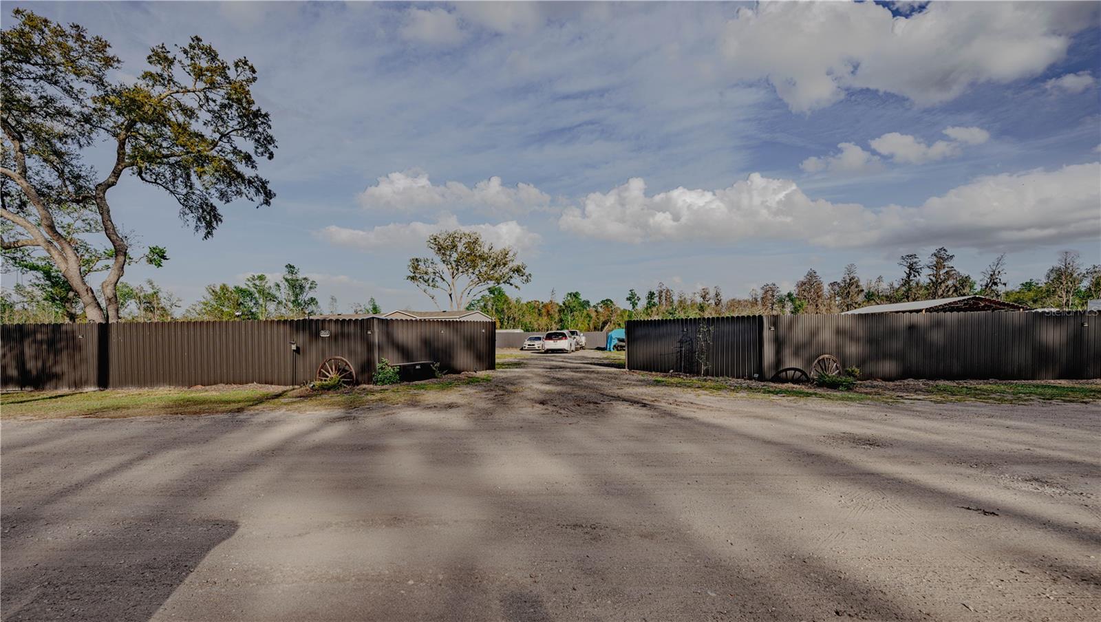2125 LIMEDALE ROAD