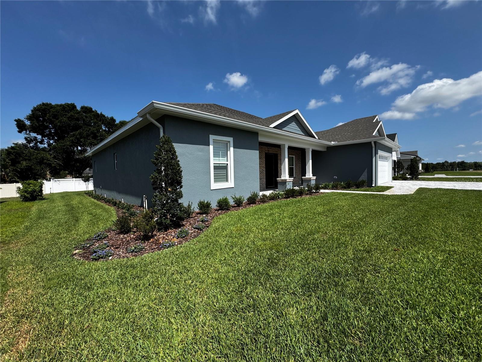 1781 LAKEHILL DRIVE