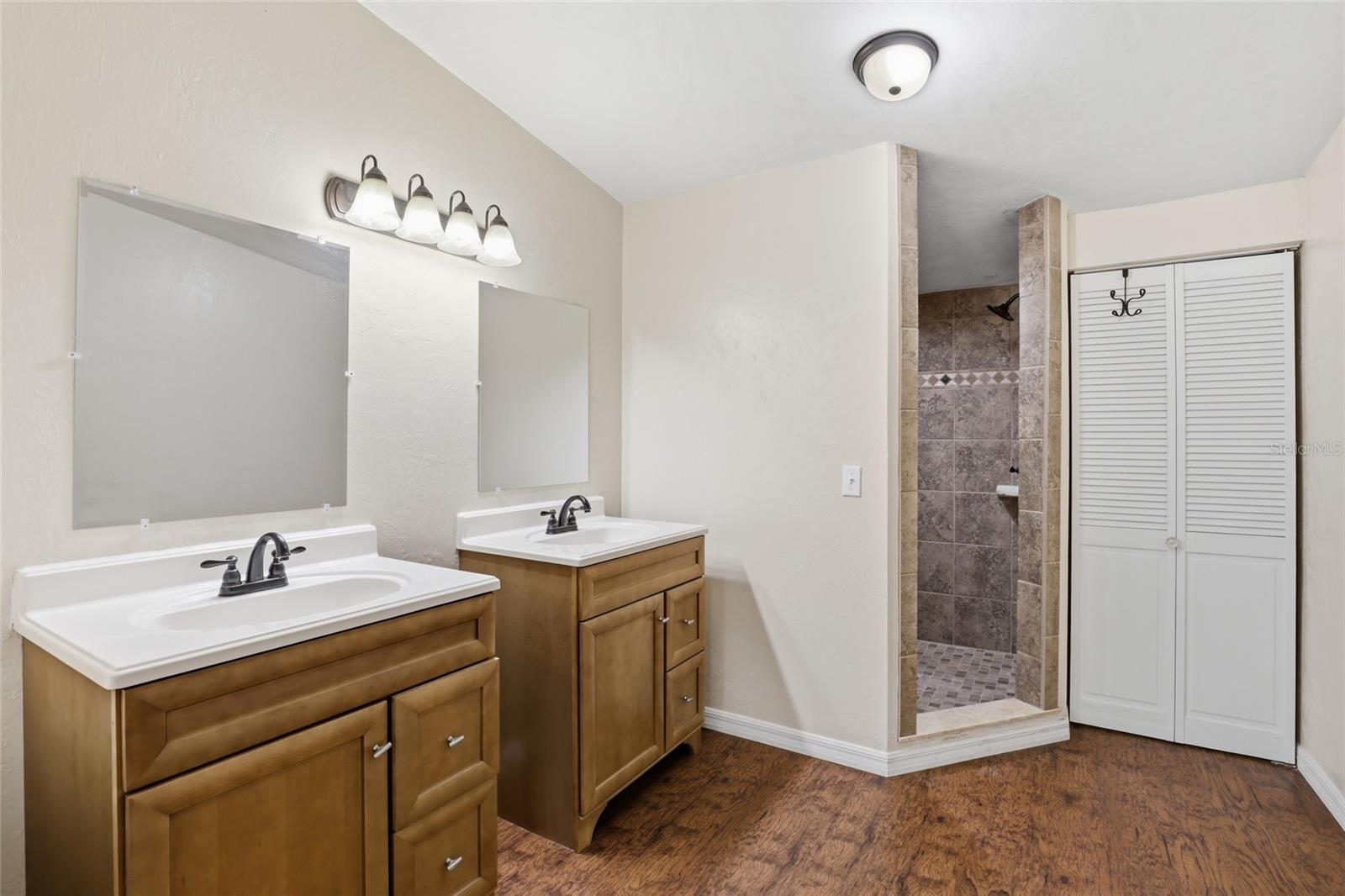 CORTEZ ACRES - Residential