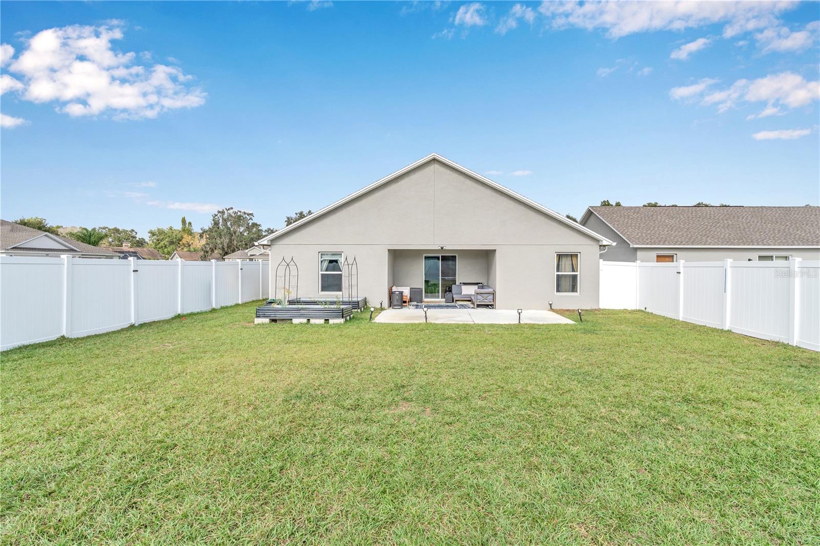 THOMPSON PRESERVE - Residential