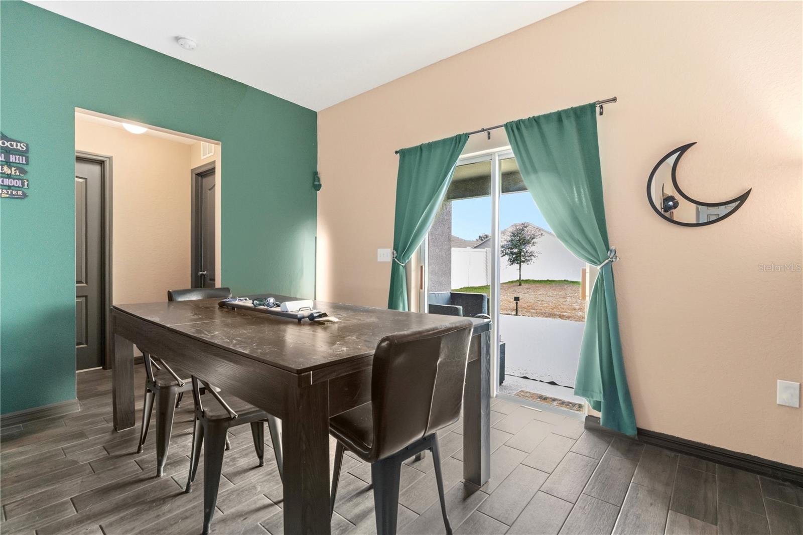 THOMPSON PRESERVE - Residential