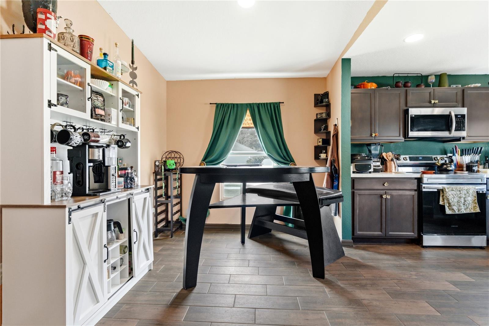 THOMPSON PRESERVE - Residential