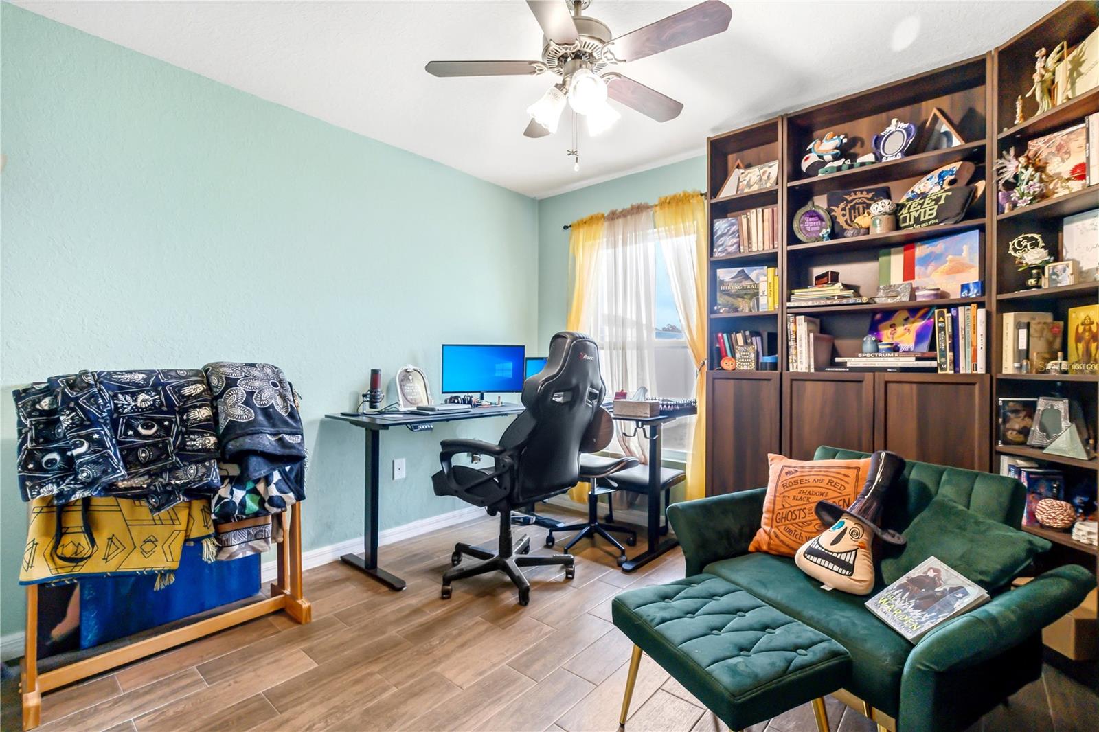 THOMPSON PRESERVE - Residential