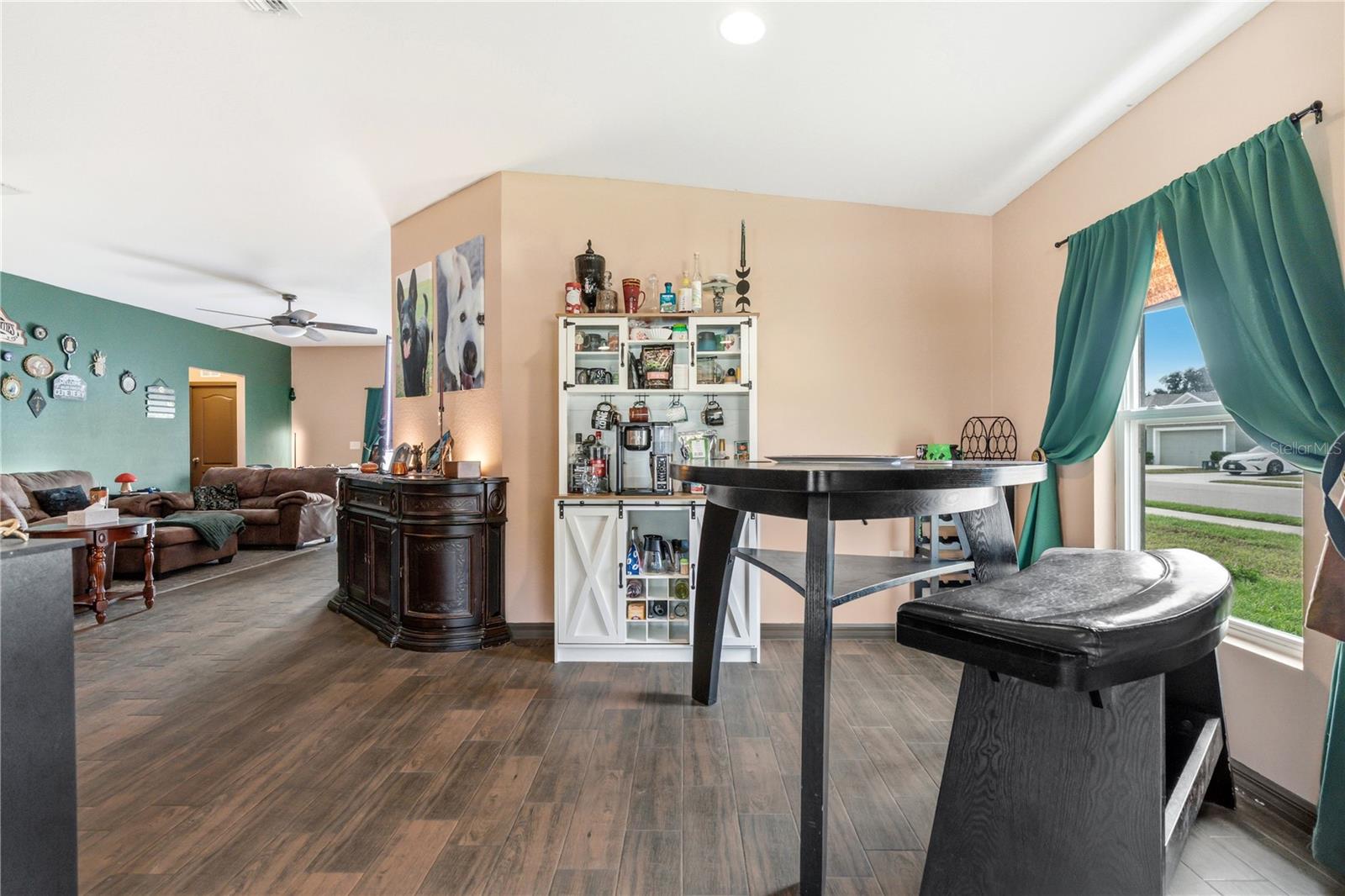 THOMPSON PRESERVE - Residential