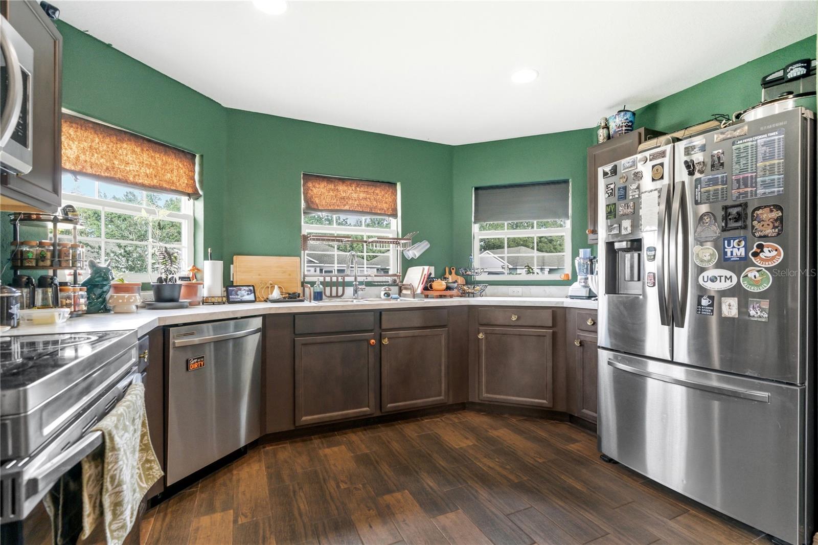 THOMPSON PRESERVE - Residential