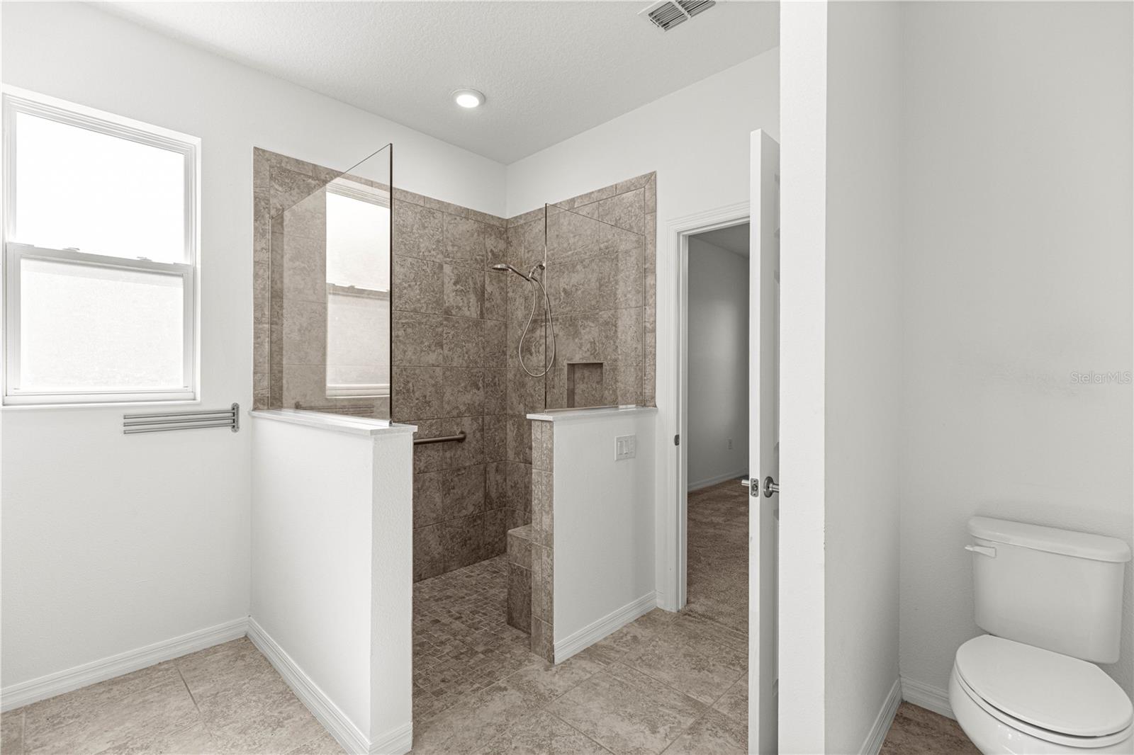 INDIGO EAST - Residential