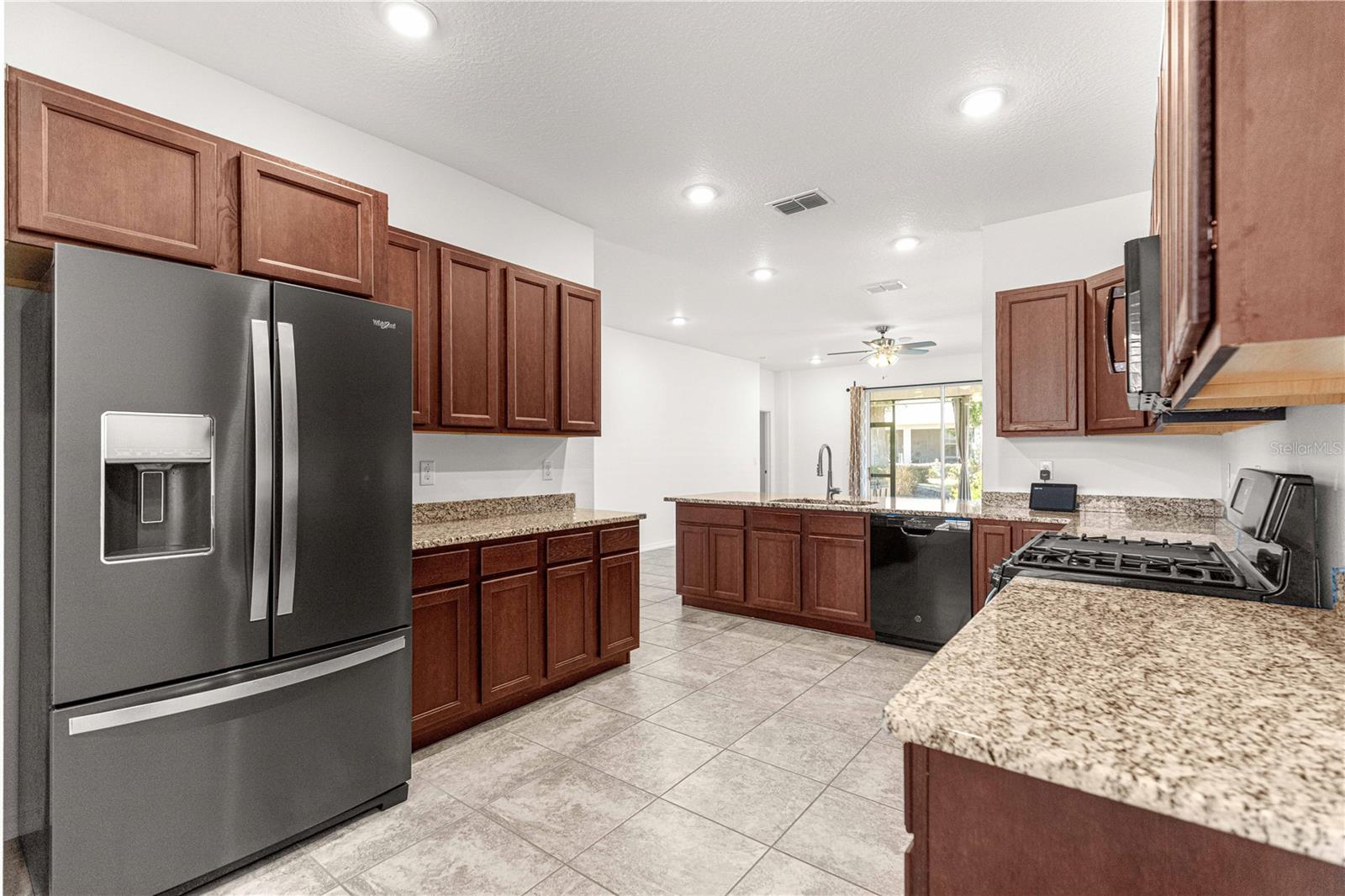 INDIGO EAST - Residential