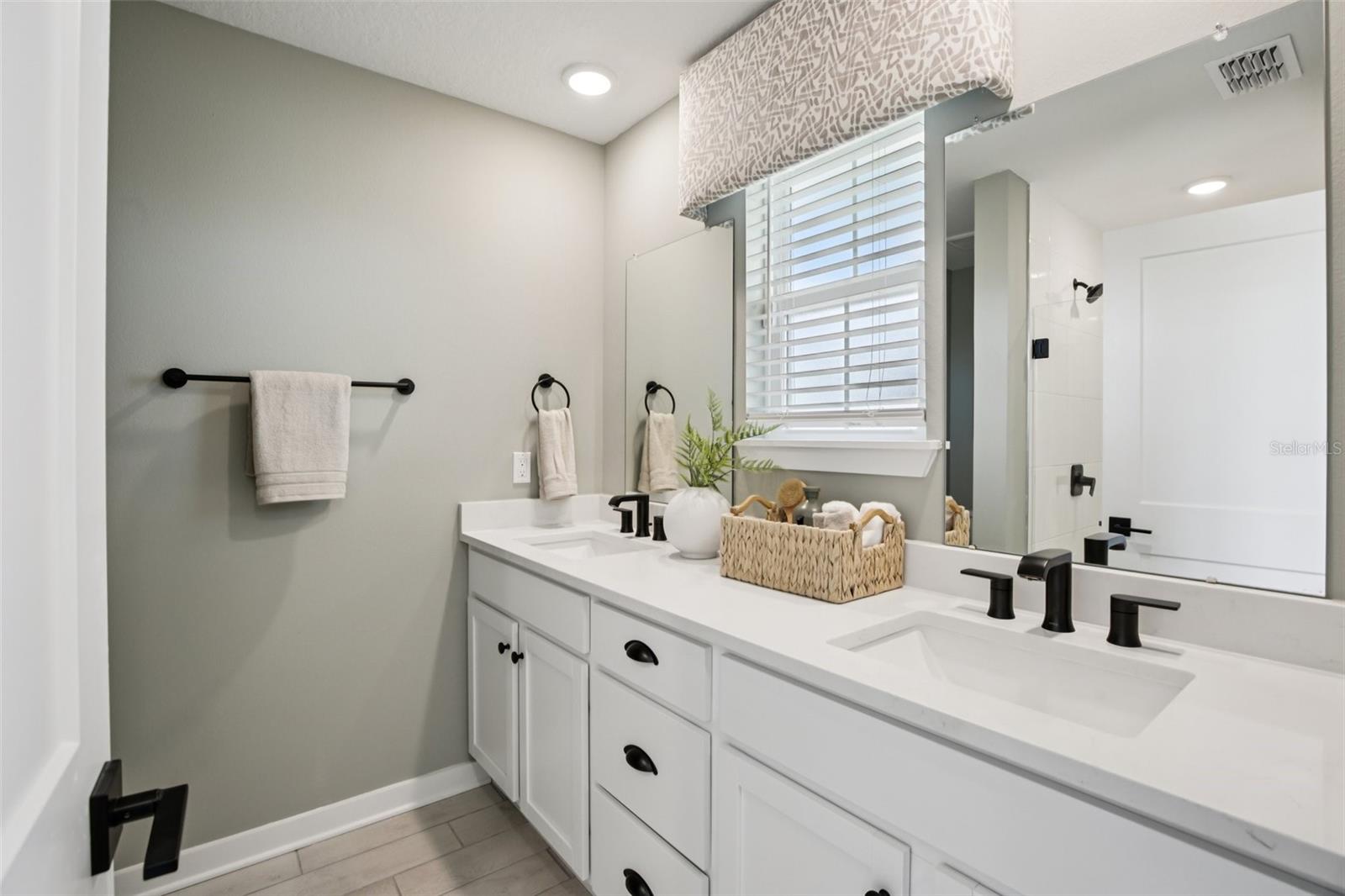 TALON PRESERVE 667400 - Residential