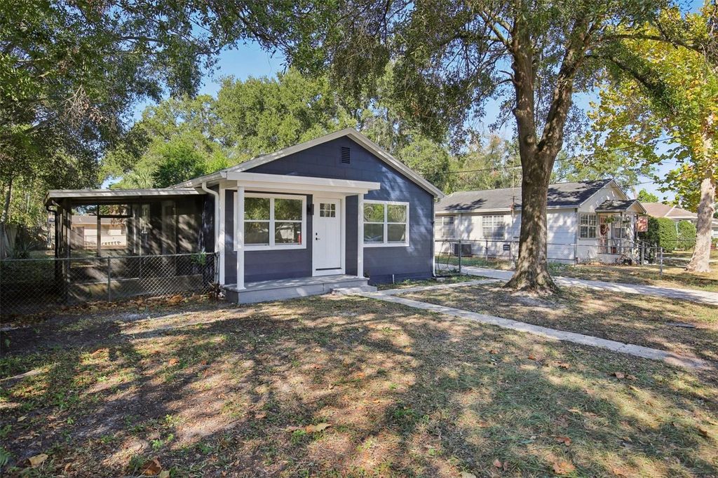 Photo of 5808 N 17th Street, Tampa, FL 33610 (MLS # TB8447822)