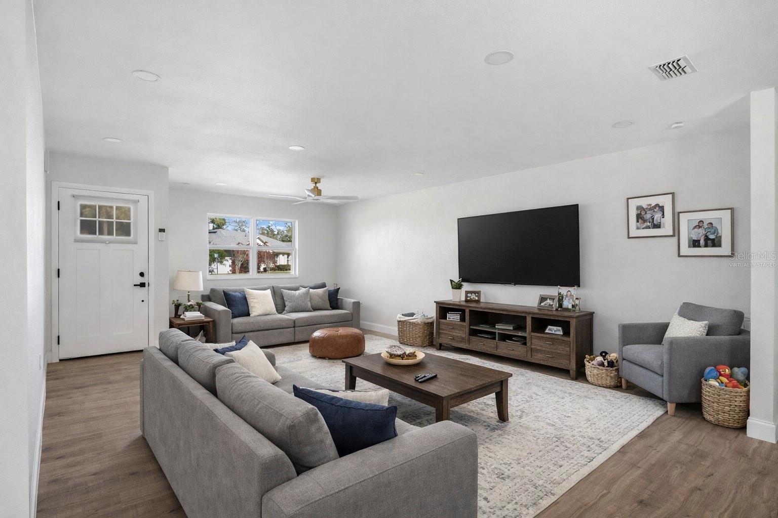 ORANGE BAY 9 - Residential