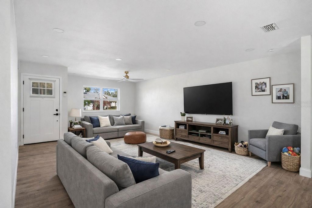 Photo of 8418 Cedar Cove Drive, Orlando, FL 32819 (MLS # O6375395)