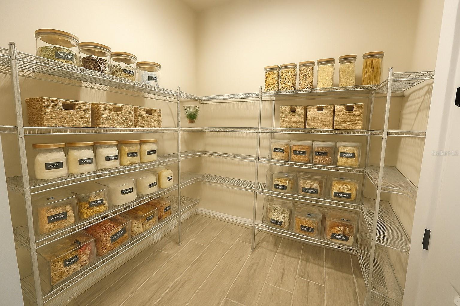 EVERBE PH 2 - Residential Lease