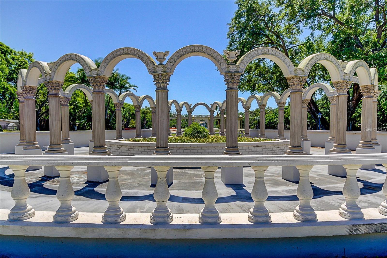 ON TOP OF THE WORLD - Residential