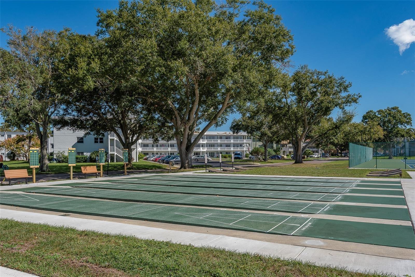 ON TOP OF THE WORLD - Residential