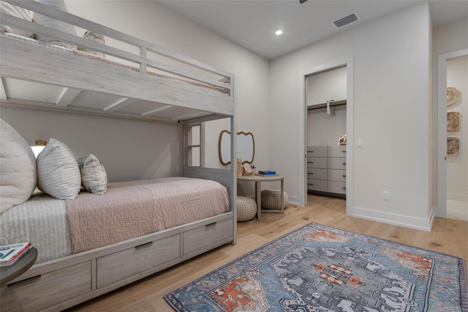 TURNBULL CROSSINGS - Residential