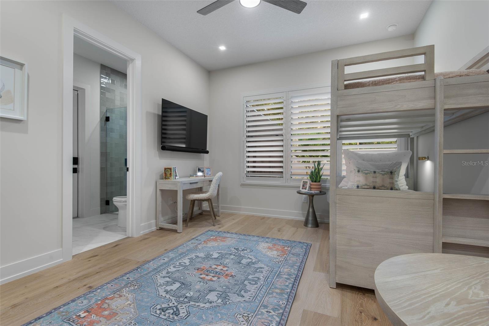 TURNBULL CROSSINGS - Residential