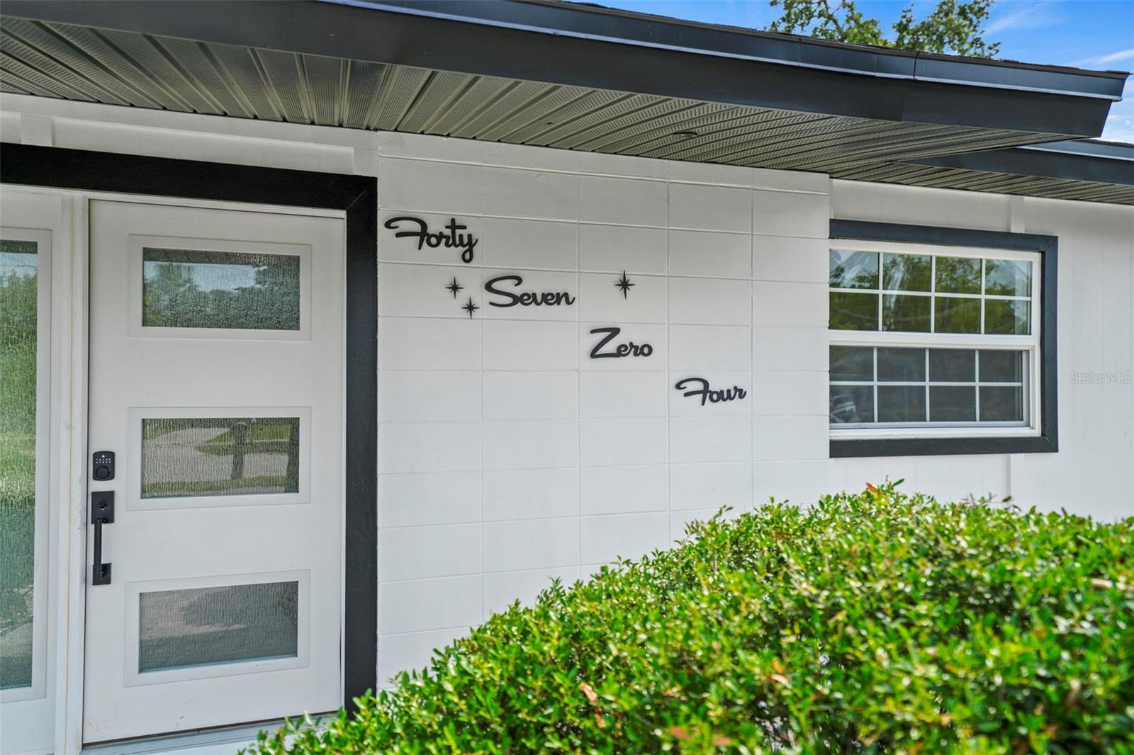 4704 W FAIRVIEW HEIGHTS