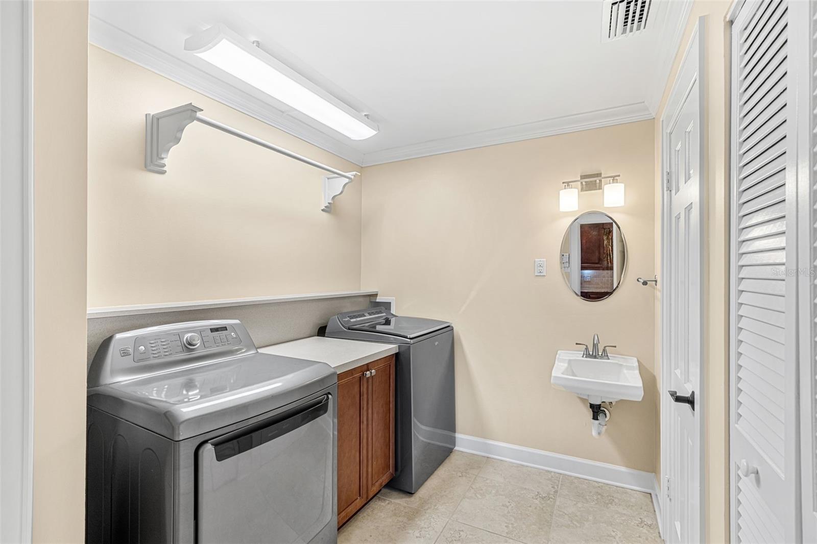 MAITLAND PARK SOUTH - Residential