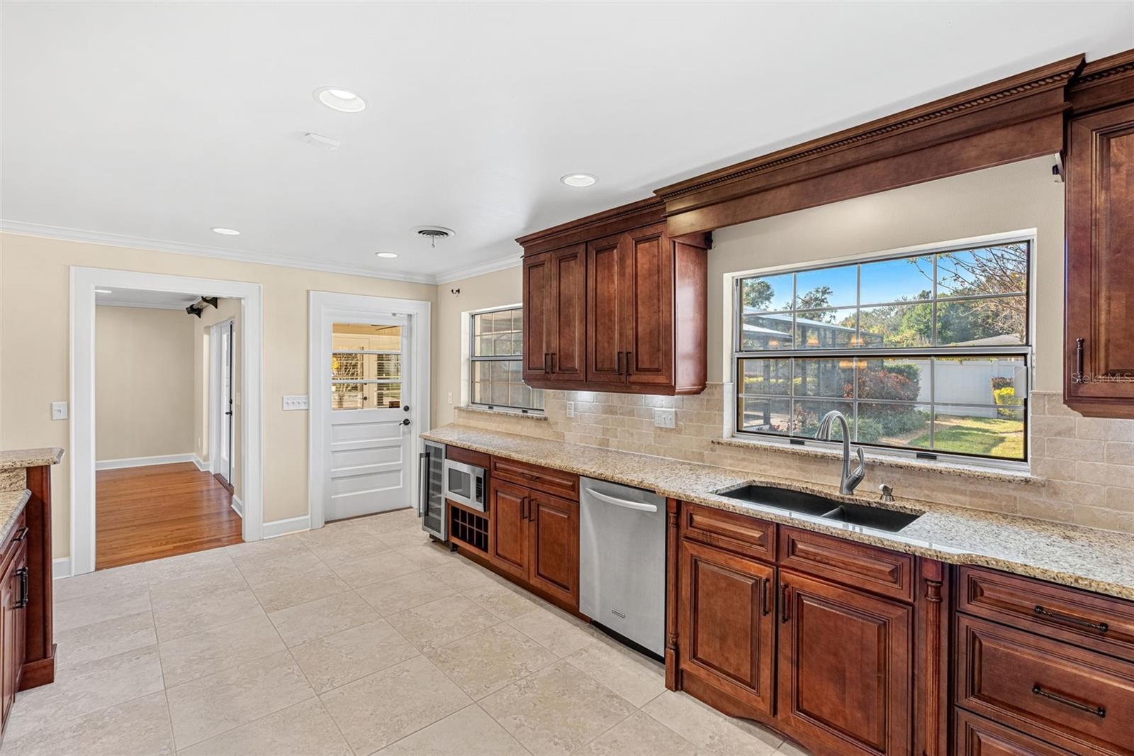 MAITLAND PARK SOUTH - Residential