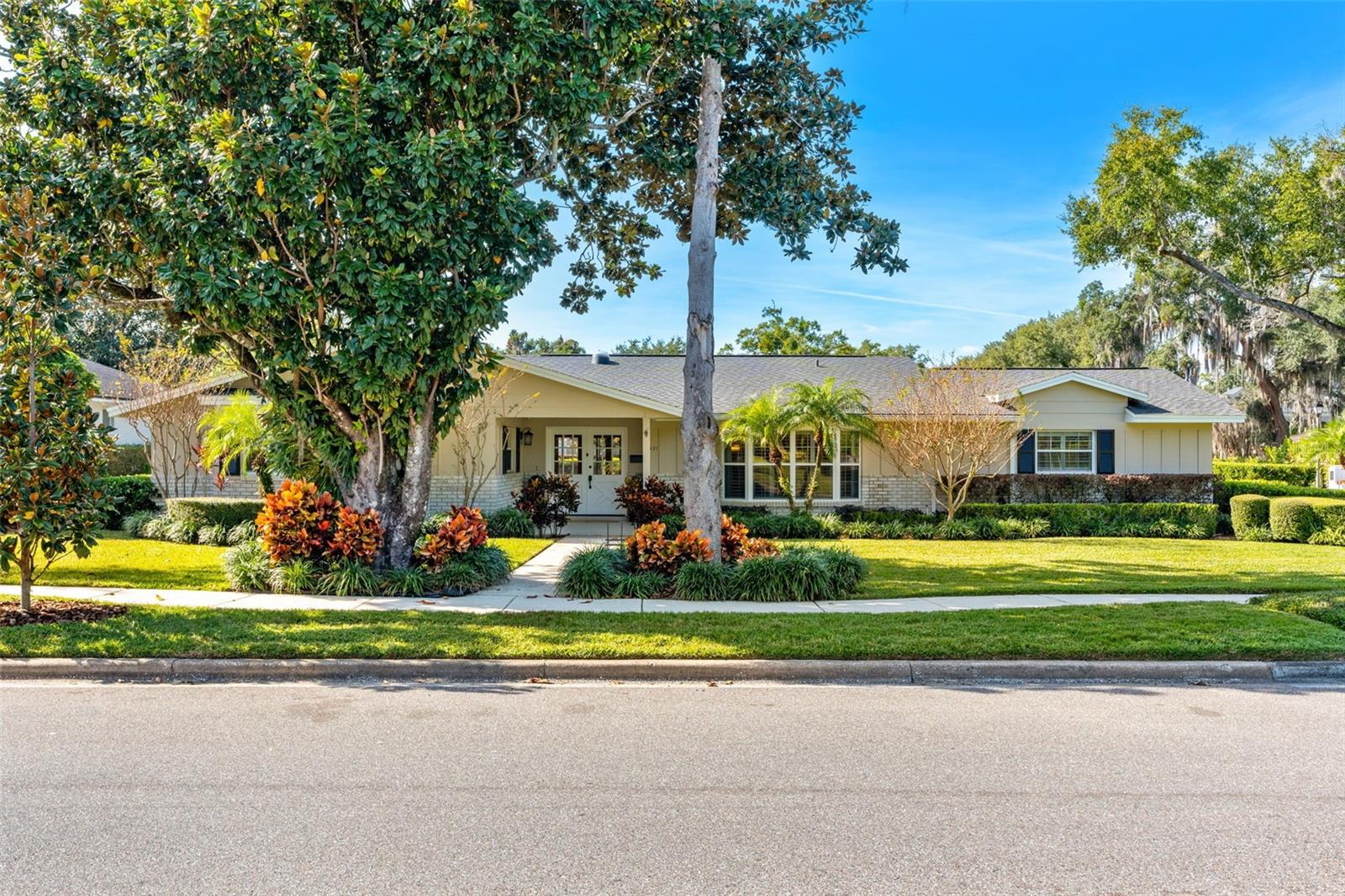 1421 SUNNYSIDE DRIVE