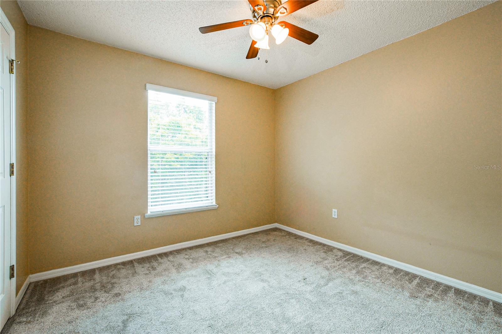 STONEMEADE PHASE - Residential Lease