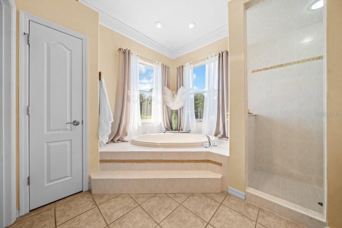 PINE RIDGE FARMS - Residential