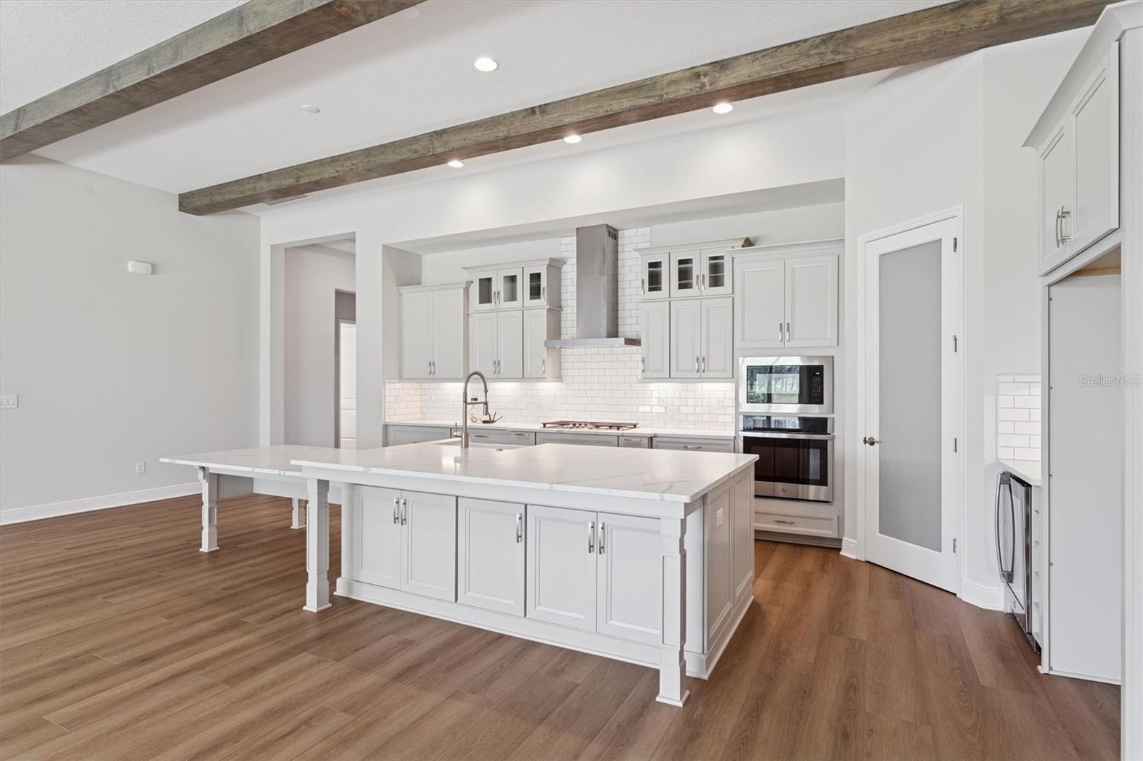 35326 BIG HAWK DRIVE