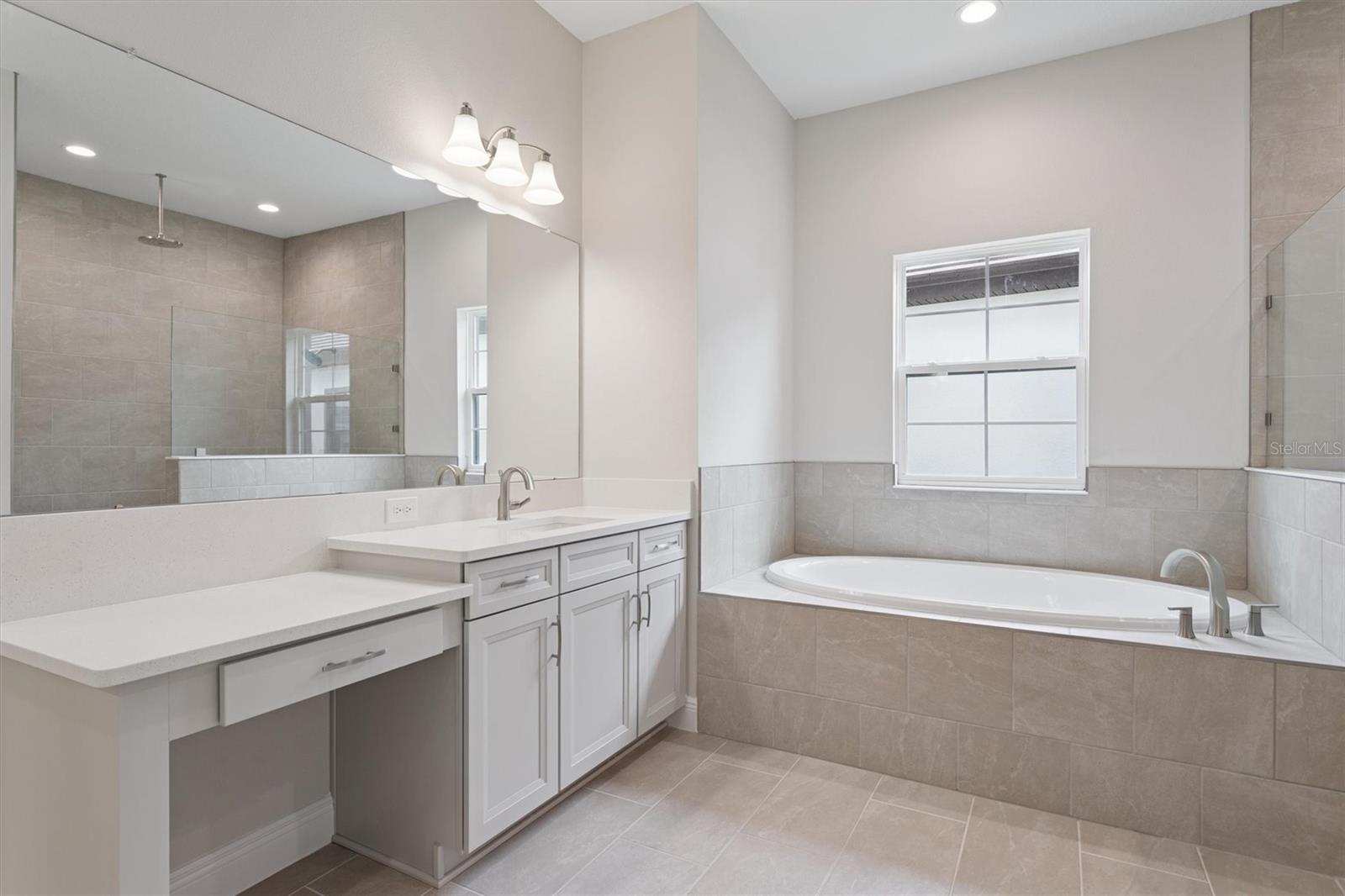 TWO RIVERS - Residential