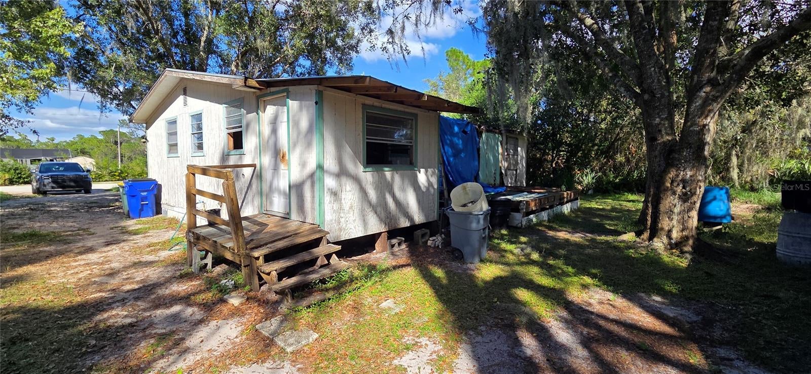 1441 CROSSVIEW STREET