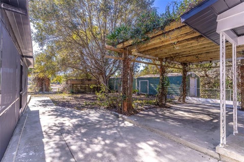 Tiny photo for 16880 SE 63rd Lane, Ocklawaha, FL 32179 (MLS # O6404210)