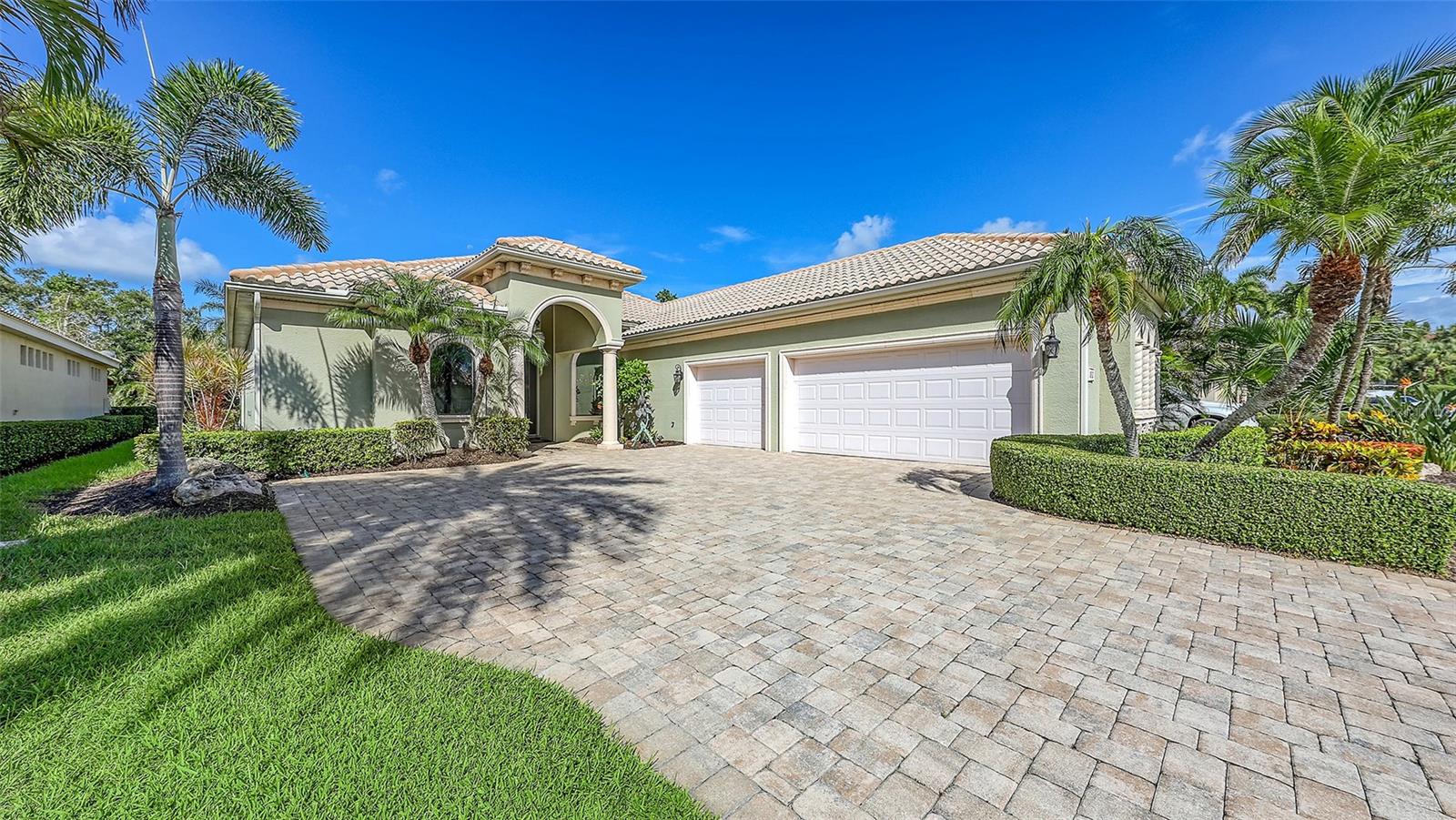 8832 ENCLAVE COURT