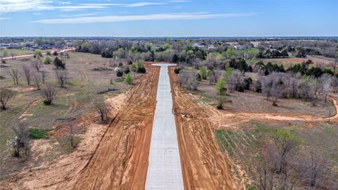 Photo of 1652 Sunset Run, Guthrie, OK 73044 (MLS # 1167698)