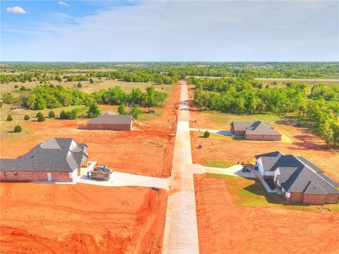 Photo of 1248 Layla Lane, Blanchard, OK 73010 (MLS # 1004225)