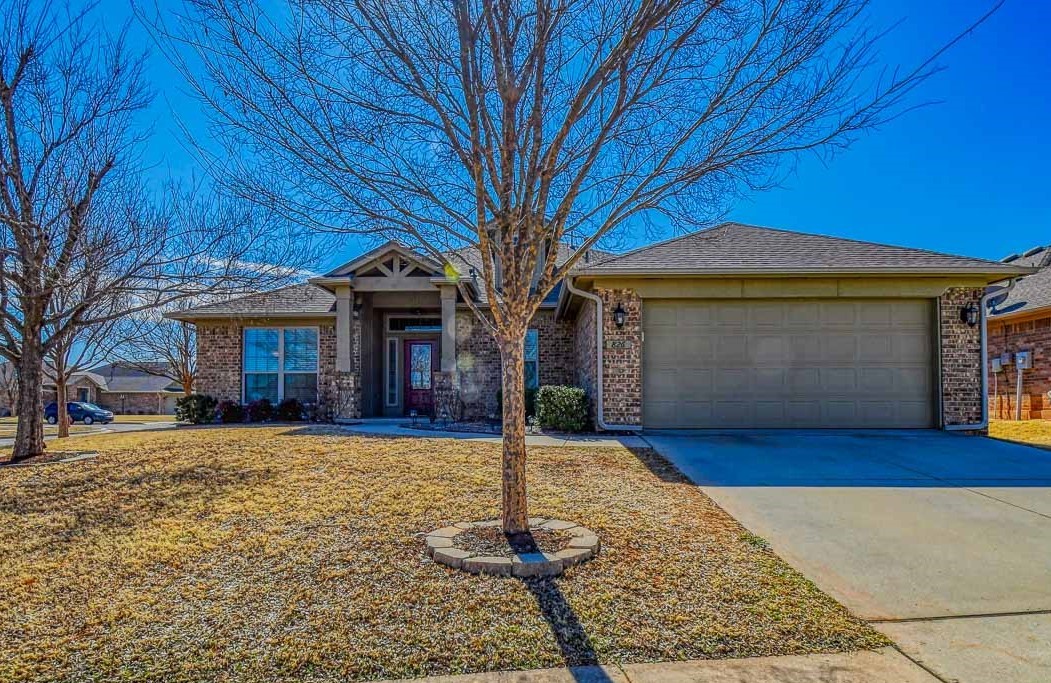 Photo 1 of 34 — 826 Sedona Drive, Norman, OK 73071