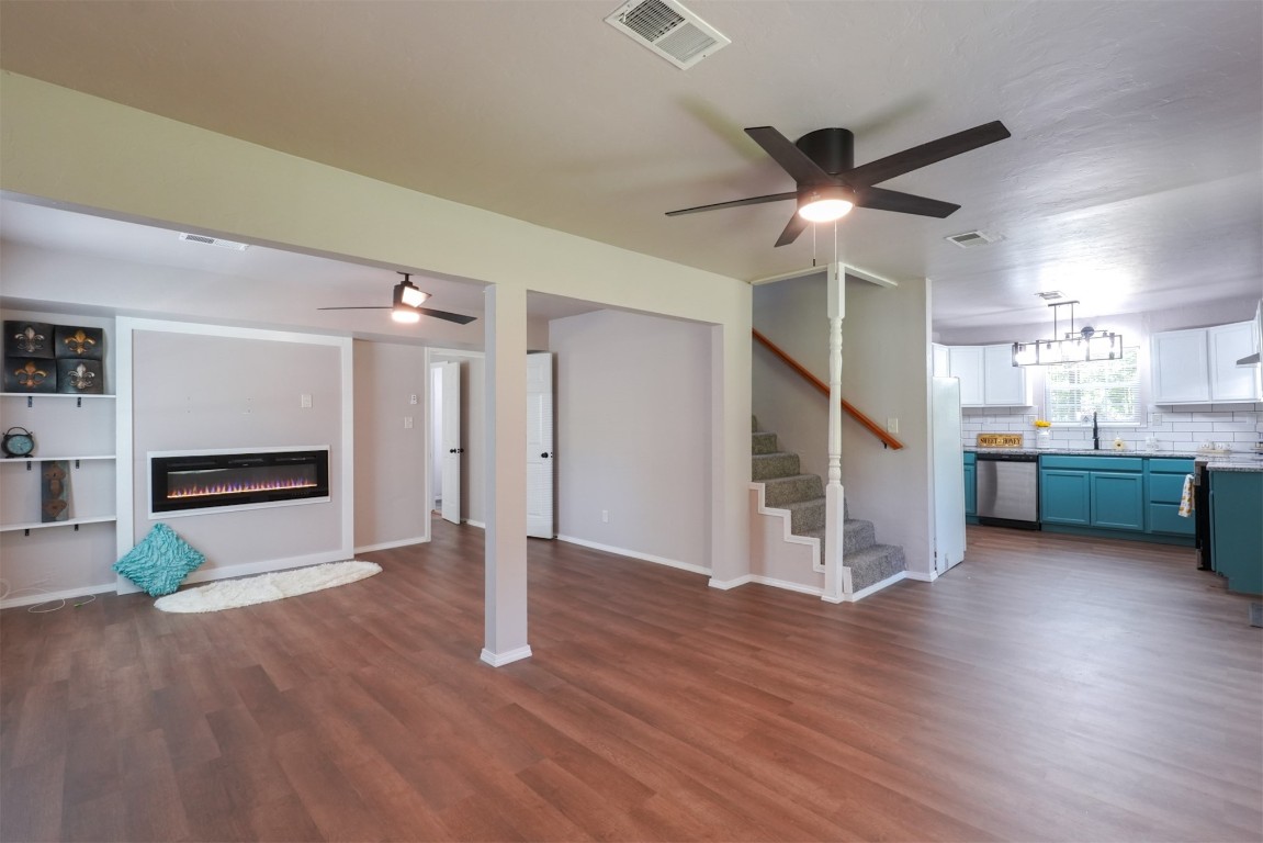 Noble, Oklahoma 73068, United States, 3 Bedrooms Bedrooms, ,3 BathroomsBathrooms,Residential,Active,133901