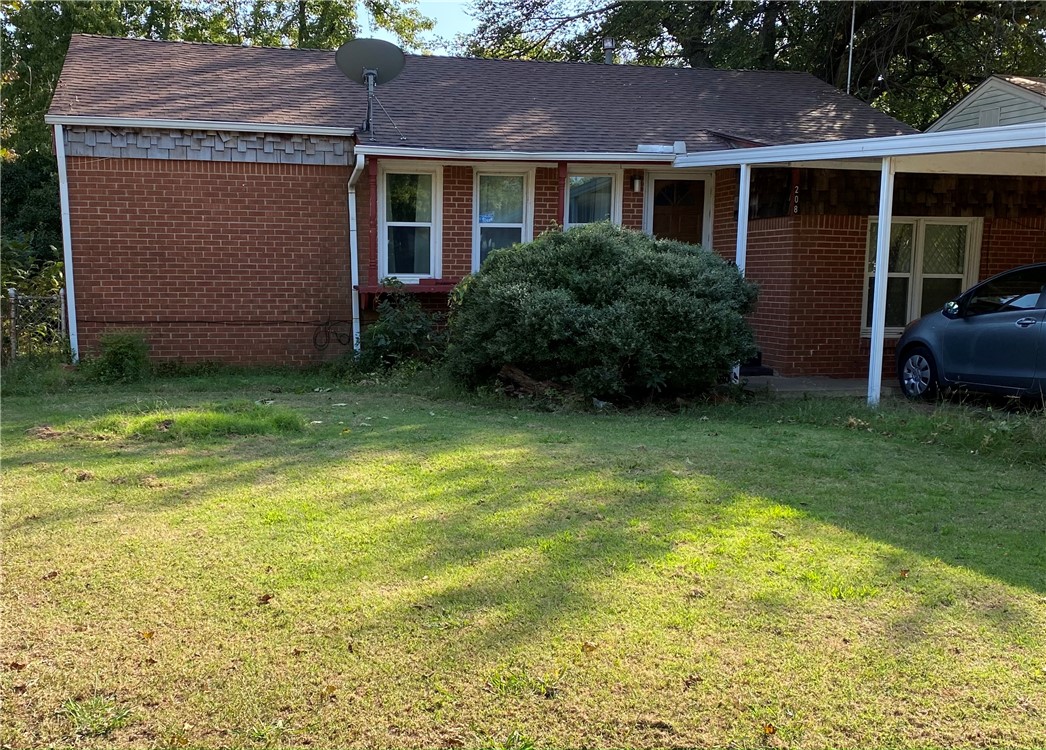 Photo 1 of 21 — 208 W Peach Street, Midwest City, OK 73110