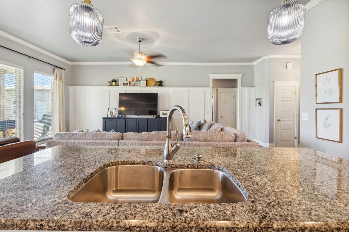 Shawnee, Oklahoma 74804, United States, 4 Bedrooms Bedrooms, ,2 BathroomsBathrooms,Residential,Active,156470