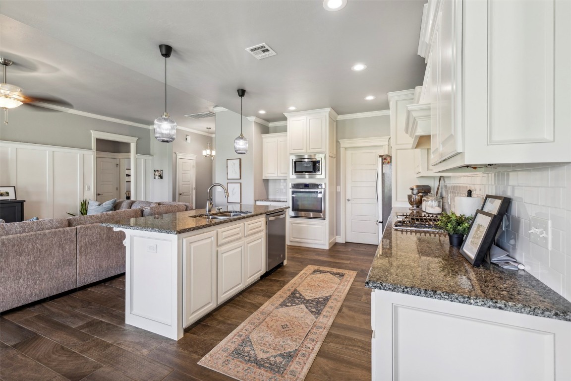 Shawnee, Oklahoma 74804, United States, 4 Bedrooms Bedrooms, ,2 BathroomsBathrooms,Residential,Active,156470