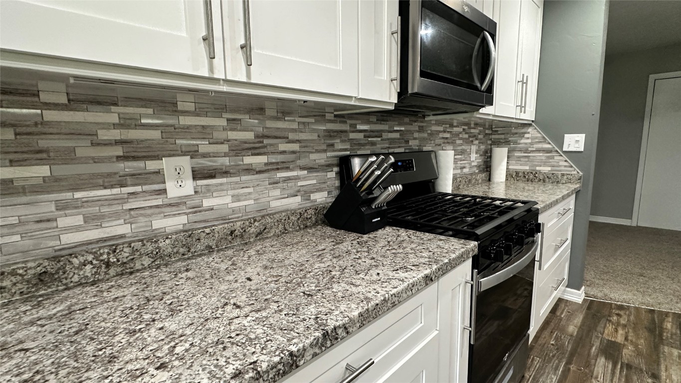 Shawnee, Oklahoma 74801, United States, 2 Bedrooms Bedrooms, ,2 BathroomsBathrooms,Residential,Active,49942