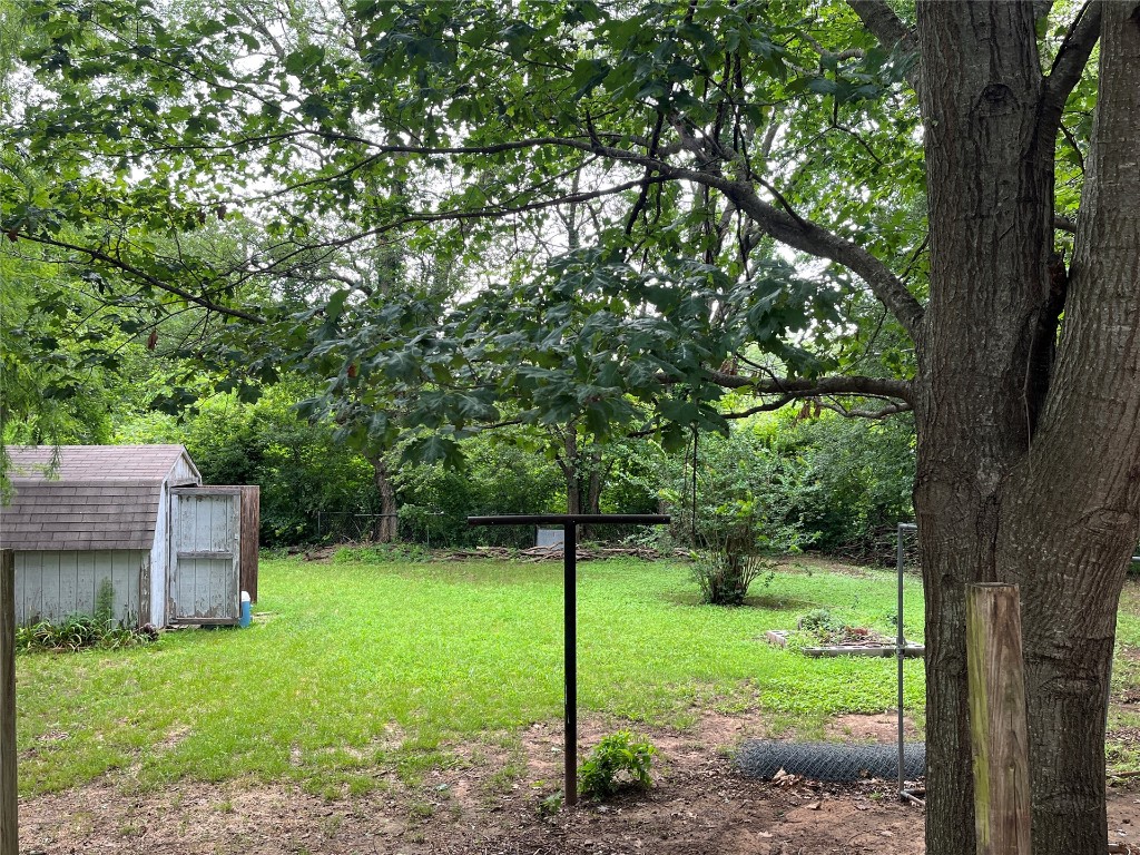 Shawnee, Oklahoma 74801, United States, 3 Bedrooms Bedrooms, ,2 BathroomsBathrooms,Residential,Active,164933