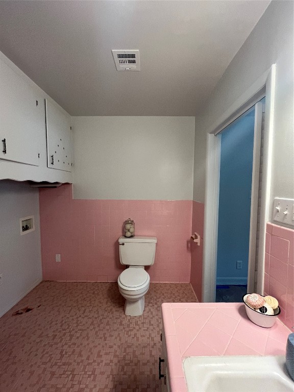 Shawnee, Oklahoma 74801, United States, 3 Bedrooms Bedrooms, ,2 BathroomsBathrooms,Residential,Active,164933